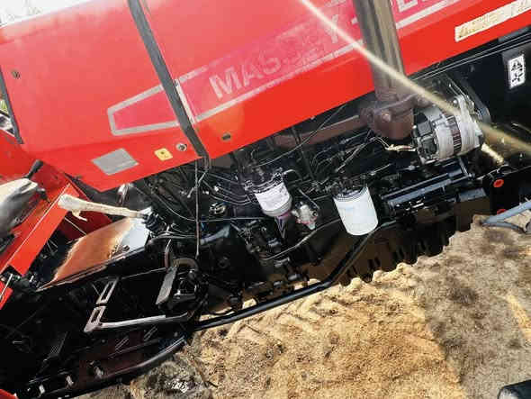 سلام عليكم مكينه للبيع تركي موديل 2001 مكينه كتاب شركه مكينه محور مكفوله كفاله عامه مجرد مفتوحه لتحوير مكينه بوضع الشركه حجم 285s كهربائيات كامل مكمل تخم تاير اصلي شركه كشر مكفول عاده 9000 ساعه لاستفسار *********** 
مكان الساحبه واسط الصويره
