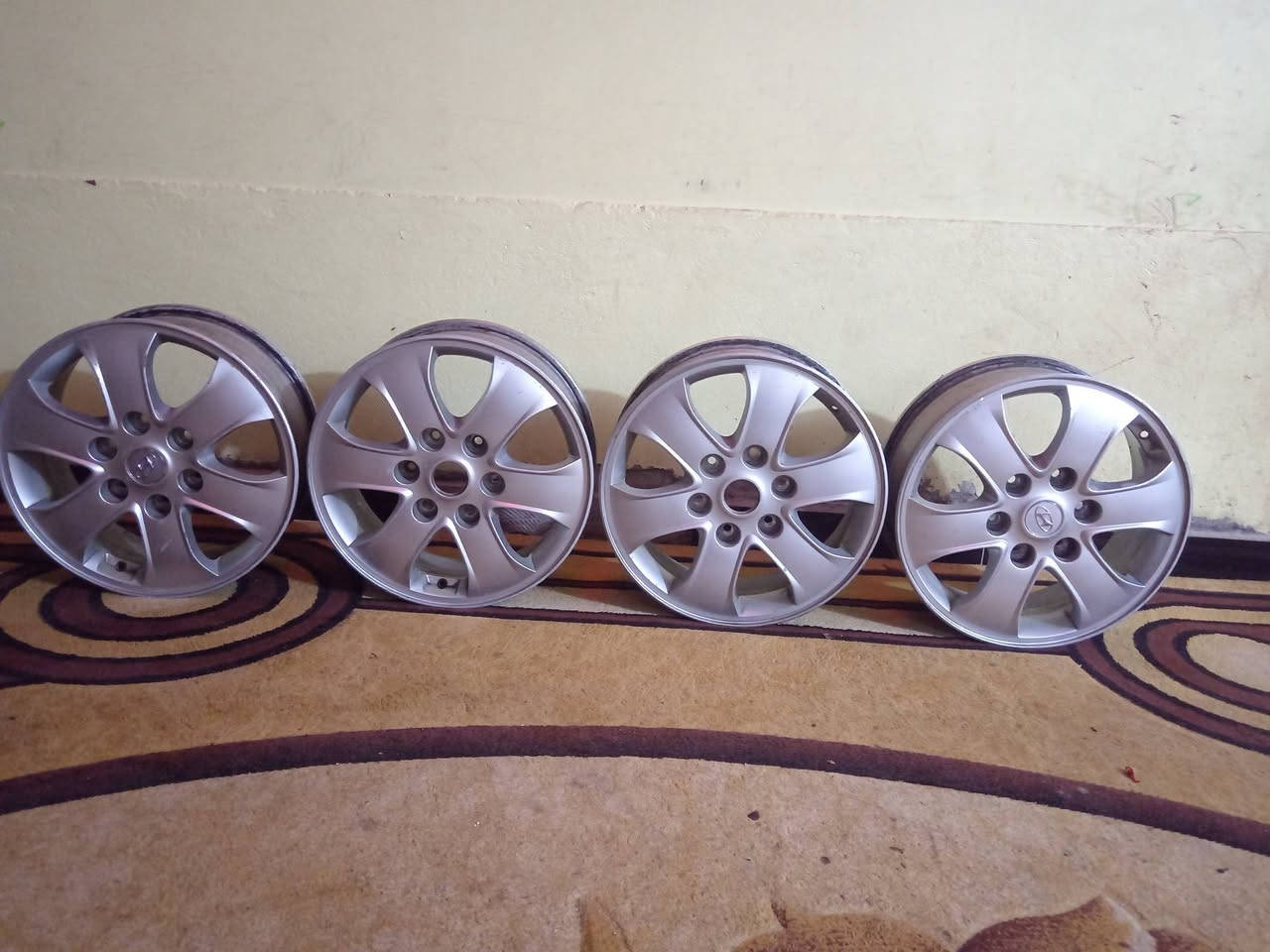 سلام عليكم ويلات ١٧ اصلي ابو الحساس مكاني دوانيه ***********
