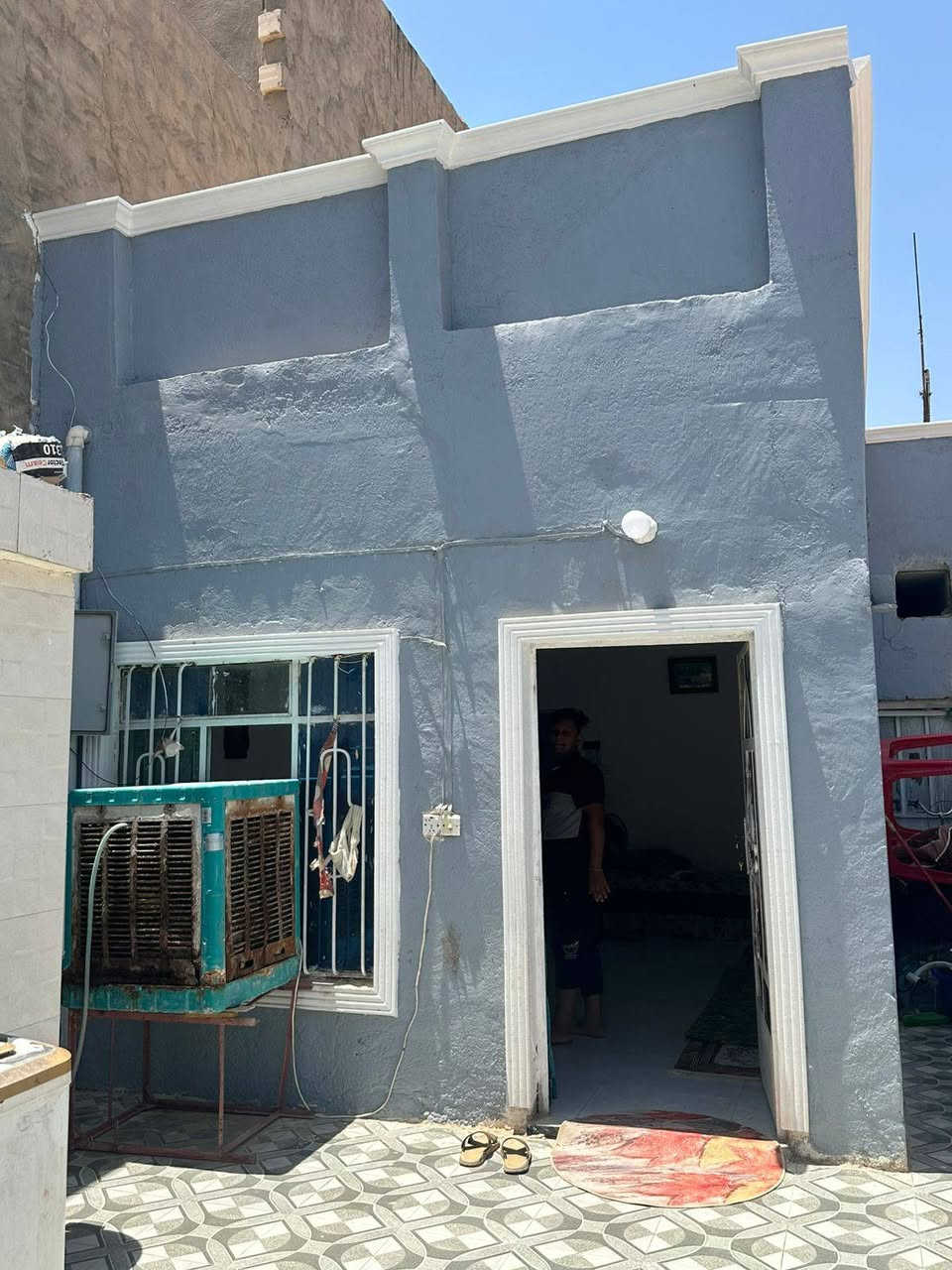 #للبيع #للبيع
مشتمل 🏠 للبيع المساحة 100 متر مسحوب عليه مبادرة
🏵️🏵️🏵️ التسديد على البائع
الموقع / حي ابو سديرة قرب مدرسة النجاة 
الواجهيا 5متر
النزال 20
التفاصيل/ استقبال /ومطبخ / وغرفه نوم /صحيات
الخدمات كامله تبليط وكهرباء خطين
السعر /خاص
                         🏵️🏵️🏵️🏵️🏵️
للأستفسار أكثر اتصل على الرقم او مراجعة مكتب عقارات ركن الساعة في حي ابو سديرة خلف مدرسة النجاة
***********
#المحامي مرتضى جاسم التميمي
