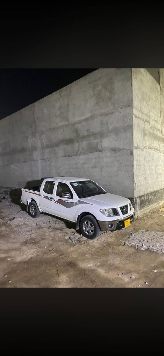 سلام عليكم
نيسان نيفاره 14

سياره جديده

كفاله لاضربه ولا صبغ

مكينه تنقص 

مكان بصره شط لعرب

رقم ***********

سعر 110
