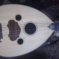 عندي غراض موسيقية للبيع اورك يوماهة اصلي ب250 الف وبي مجال بصيط عود عر...