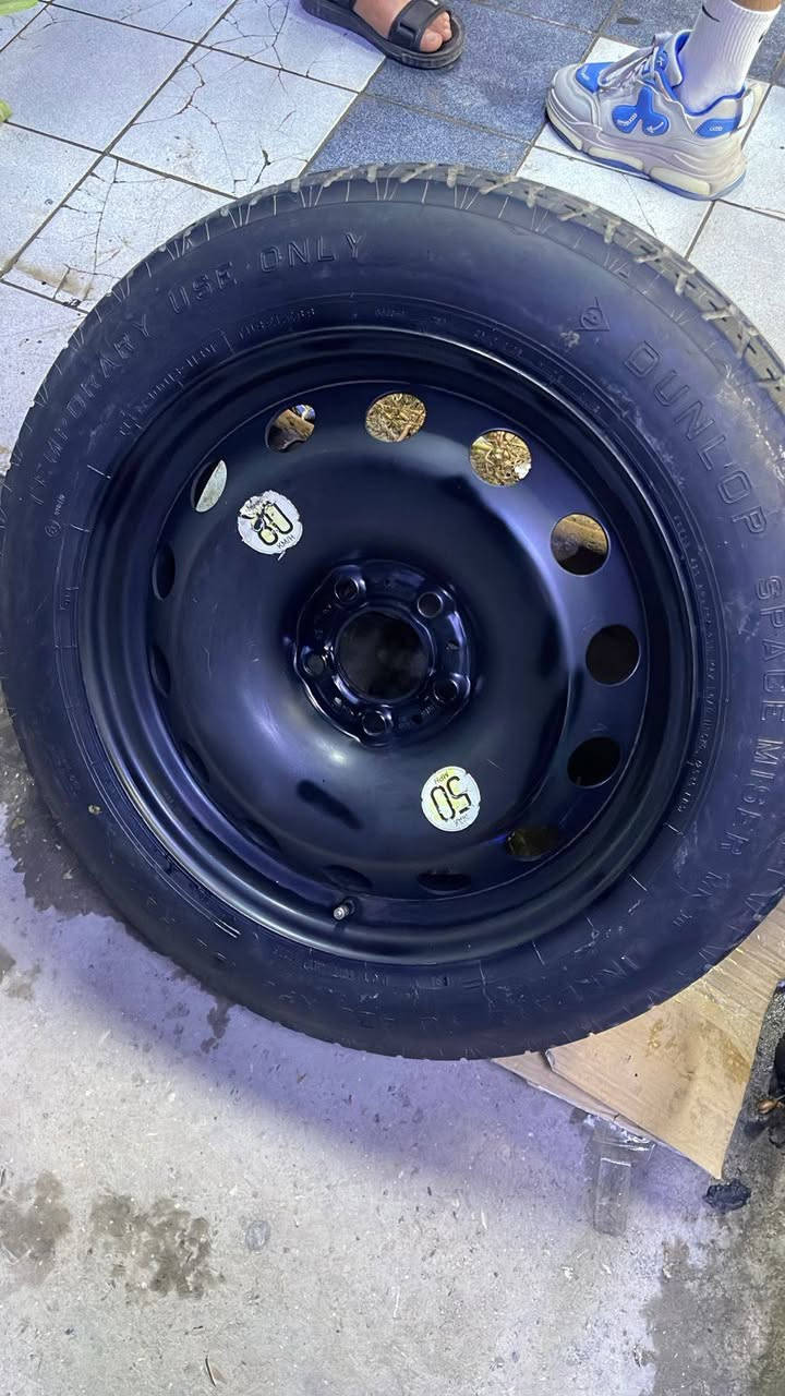 سبير للبيع حجم 18 عالي السعر 100 مع التوصيل مكاني البصرة
***********
