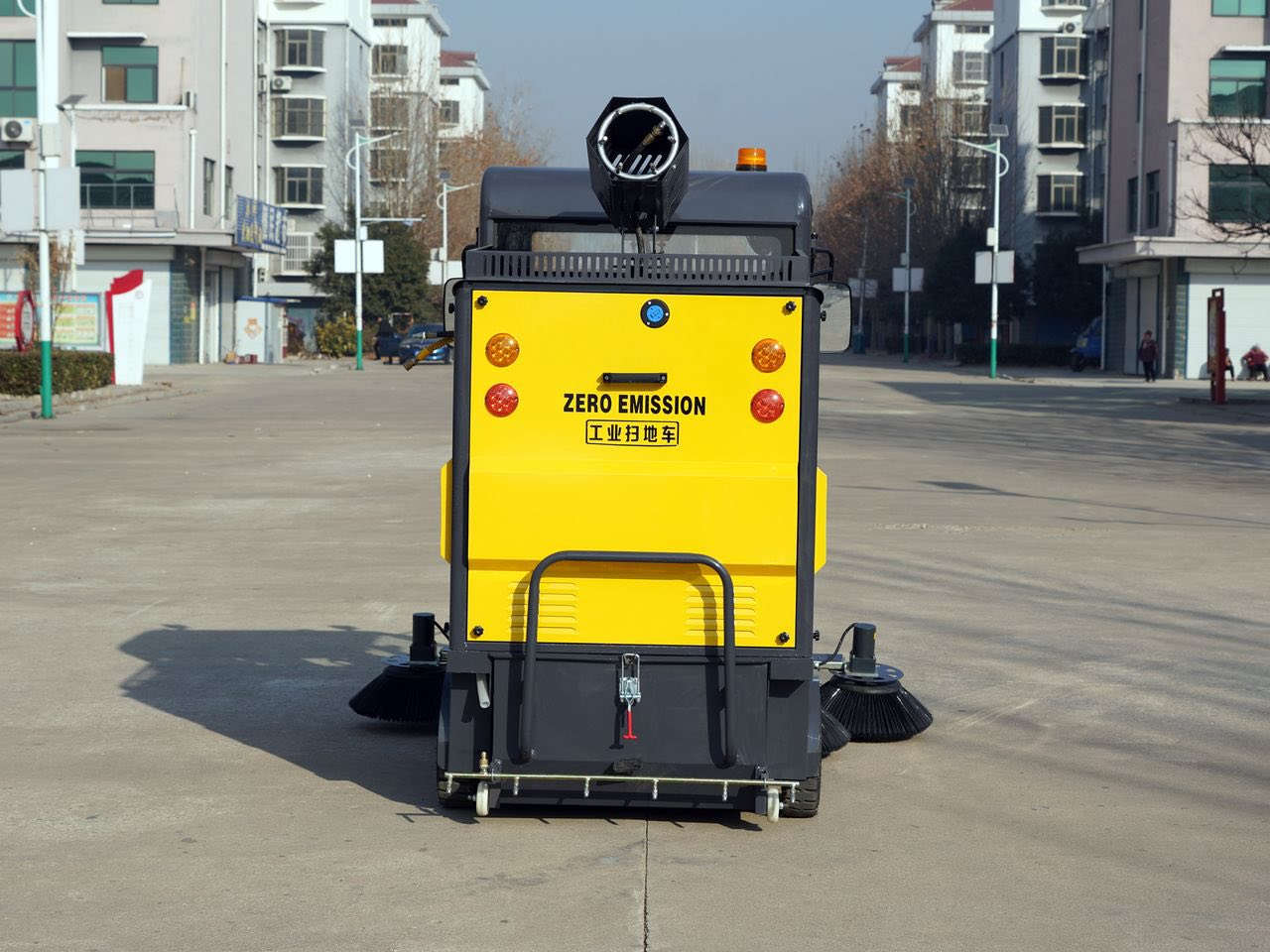 سلام عليكم
يتوفر جميع أنواع المكانس ايجار & بيع

حله شارع 60 

***********
