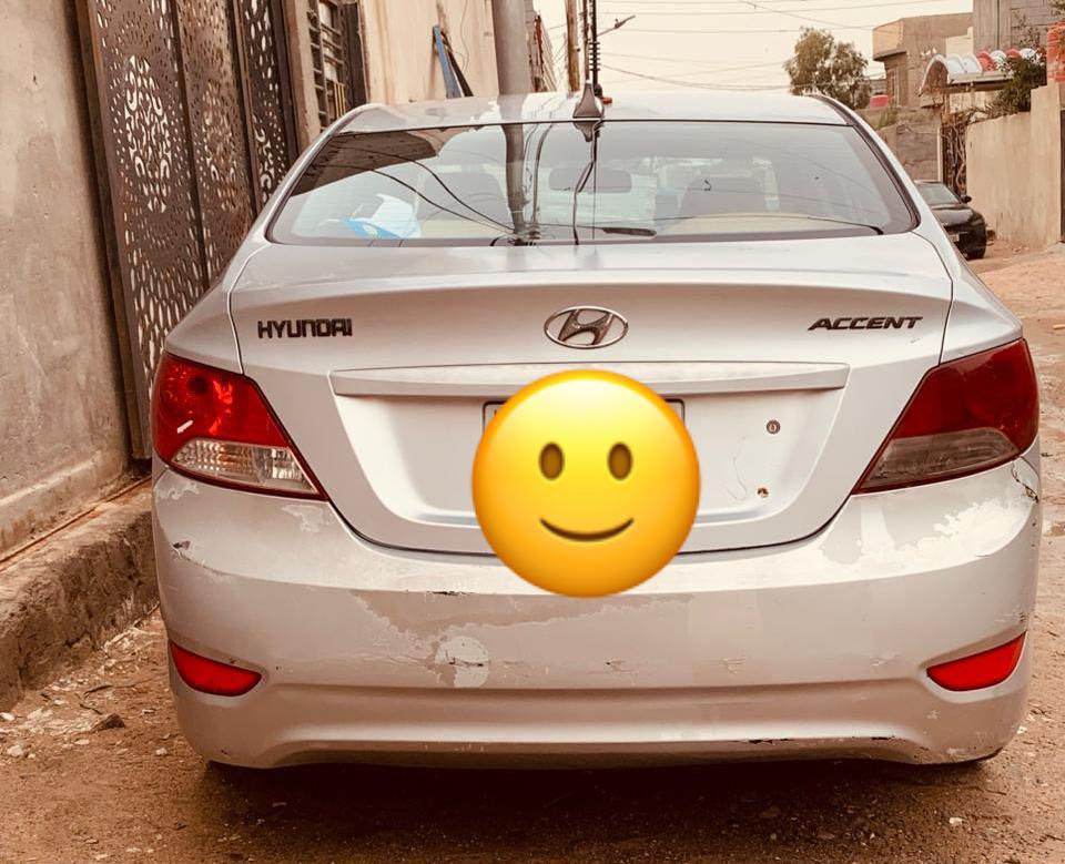 اكسنت  2013 مضلع خليجي  سعر 70. وبيه مجال
معوقين حره مخلصه. راعيه موجود 
لون سلفري فضي.  دواخل مدوشمه كامله ارضيه جلد 
كير مكينه. كفاله.   1600 
تفاصيل اكثر 
اتصل ***********
