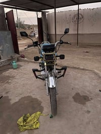 موطور سيفان  للبيع او مراوس بهيوشه من 2022 وفوك  موديل 2025 محرك 200 ك...