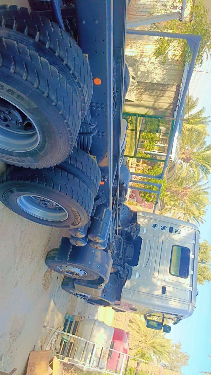 السلام عليكم سكانيا عكرب شاصي موديل 2010 مكينه 4خطوط حجم 420كير 3×3 شاصي مكفول مضروب باج بلادي عنوان بغداد ناحيه الوحدة ***********
