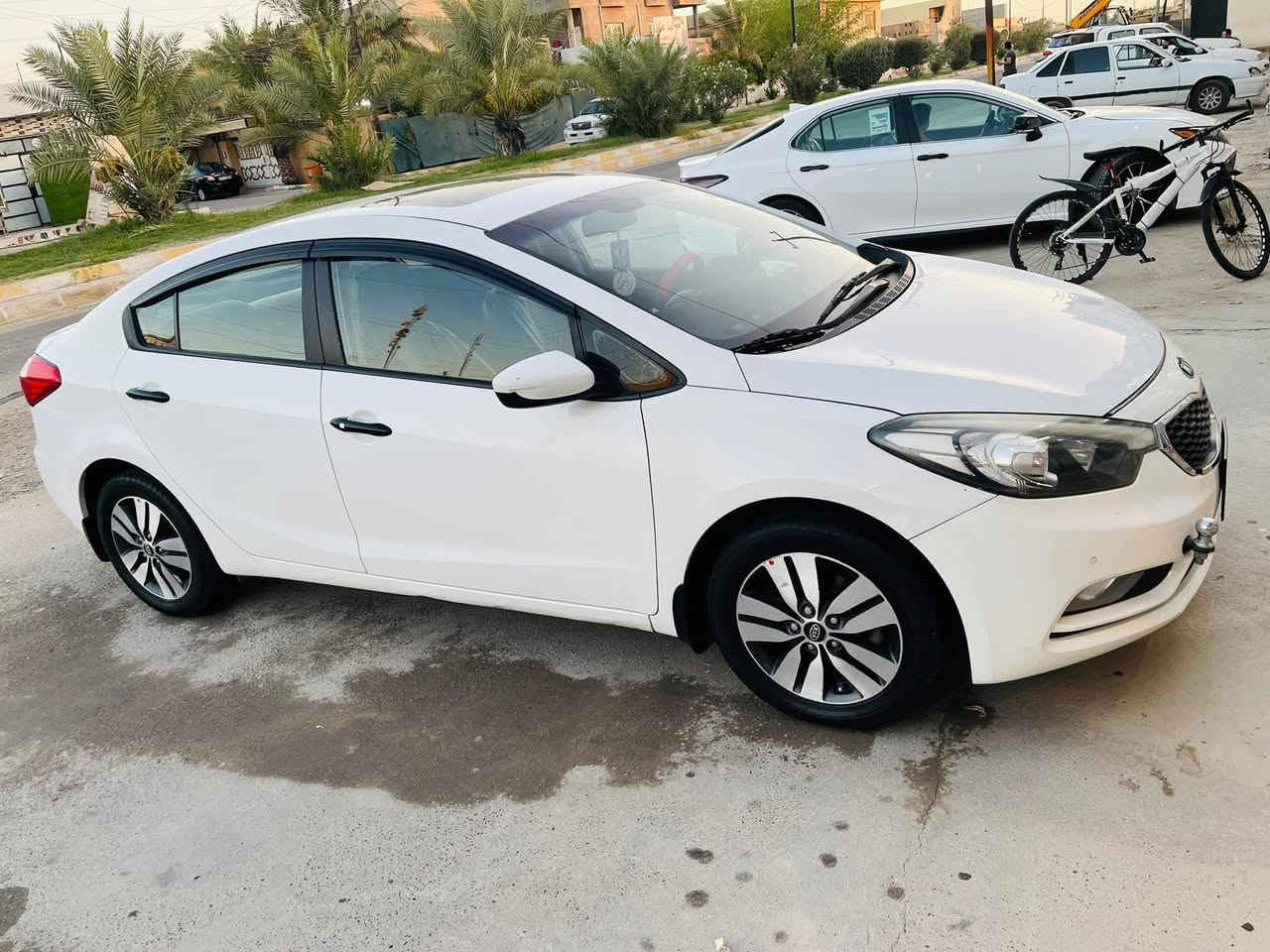 للبيع فقط "
كيا سيراتو 2014 خليجي 
ماشيه 186 الف km
قطعتين بنيد وجاملغ ايمن فقط
سلايت روڤ / شاشه وكامره خلفيه  
تحكم ستيرن / مثبت سرعه
رقم نينوى  دولي بسمي تحويل ثاني يوم 
 سنويه جديده لغايه 2028
كير محرك صدر كله فول / تبريد ثلج
محرك 2000 دوش المرغوب
دوشمه جديده ارضيه جلد 
السياره جاهزه مابيهه نقص برغي 
السعر $ 117 وبيهه مجال قليل                             السانور  موجود بل منشور 
مكان السياره / الشرقاط اسديرة سفلئ
للأستفسار *********** ☎️
