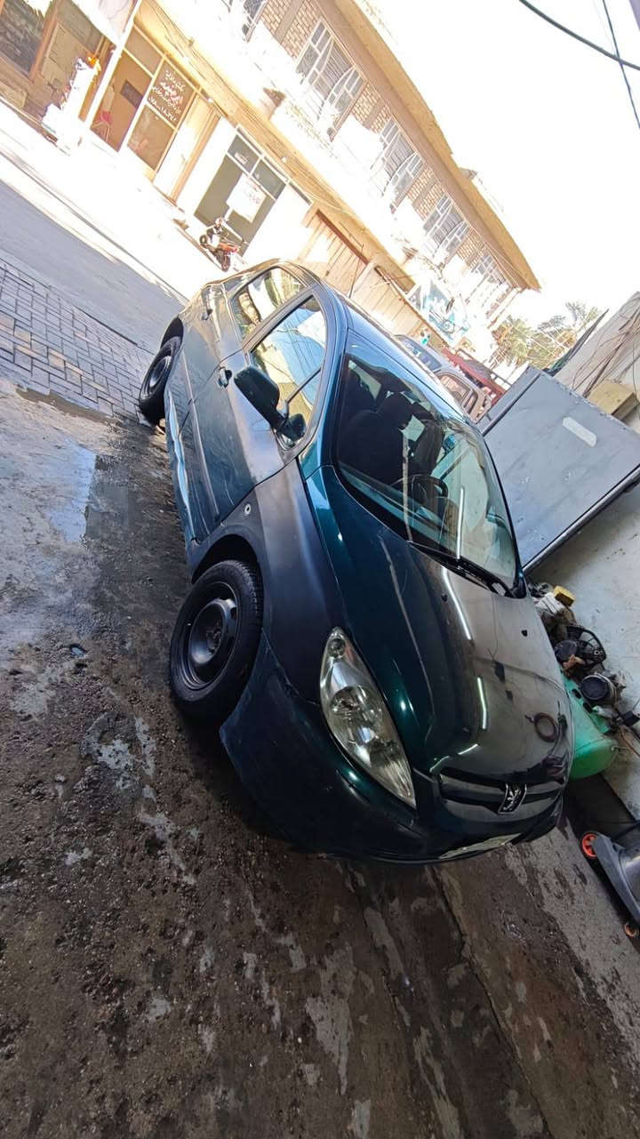 سلام عليكم بيجو فرنسي. 307.  للبيع مكان سياره بغداد سبع ابكار سعر 40ورقه وبيها مجال اتصال ***********
