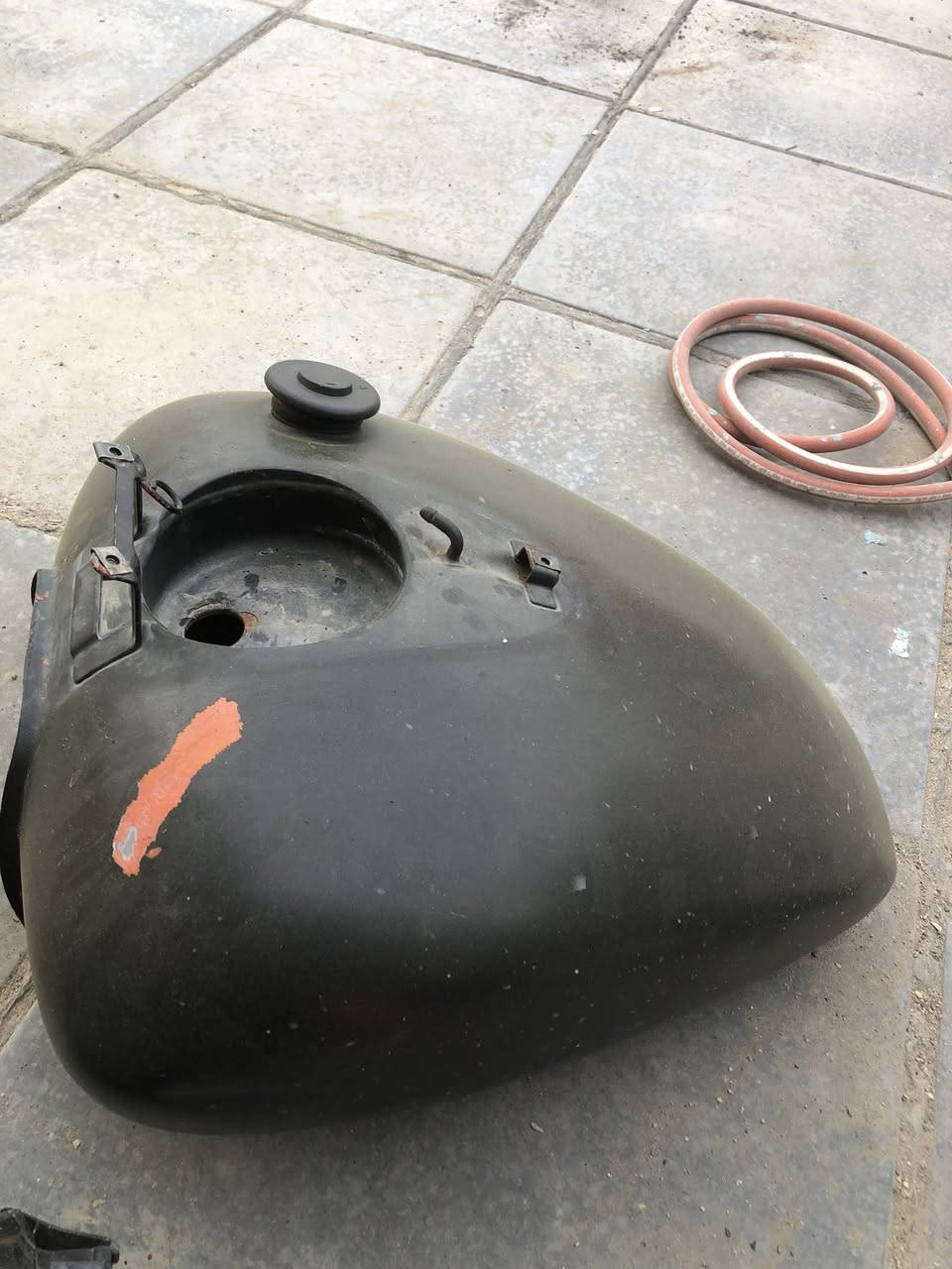 بسمه تعالى. عمل جديد هارلي تصليح وتغيير لون
ذي قار محلة الشموخ قرب مجمع ابو لانا 
***********
