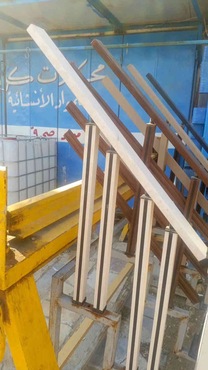 متوفر للبيع اربع محجرات ومعواجه 
الاتصال بالرقم***********
