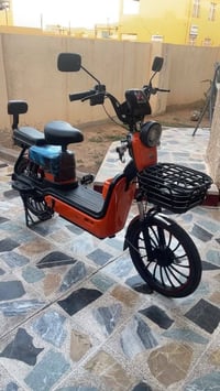 ماطور شحن • ٤ بطاريات • ٢٦ بوصة