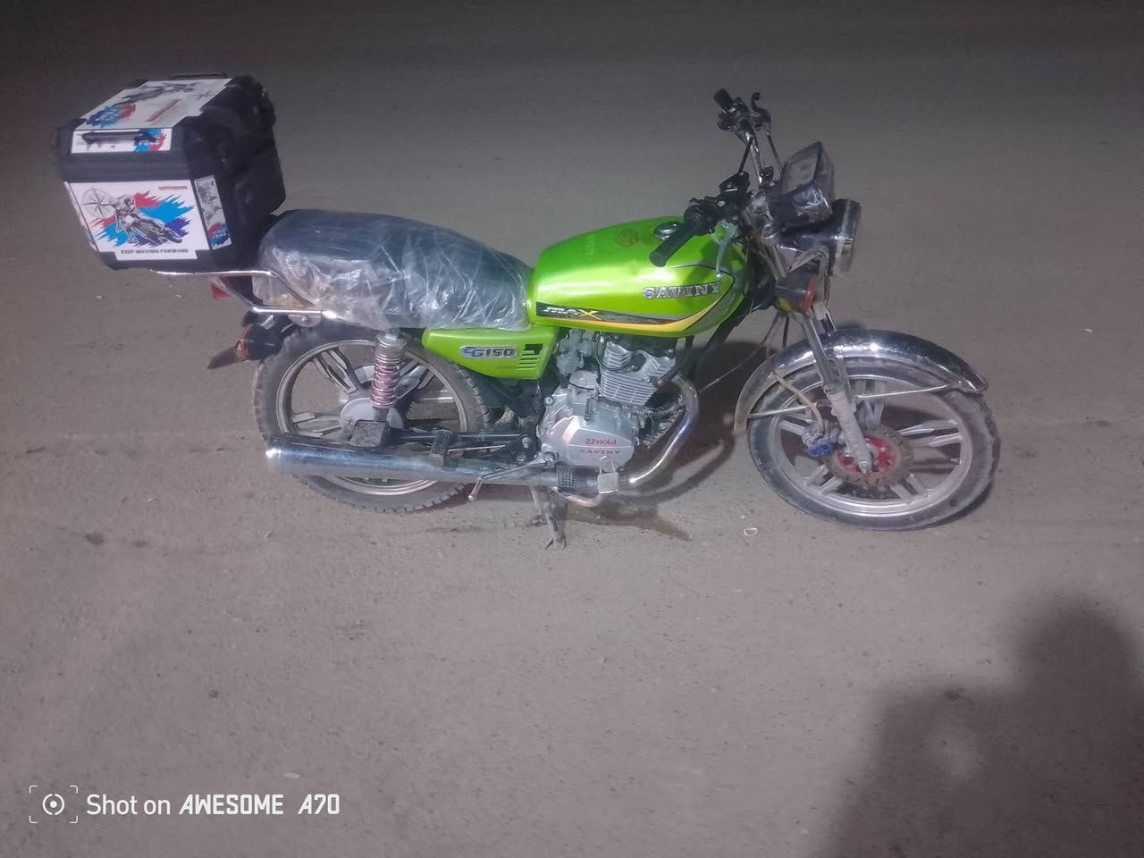 سلام عليكم ورحمة الله وبركاتة
دراجه 5 كير مكينه خير من الله دراجه مامتعوبه مال بيت مديل 24 السعر 500 وبيه مجال للطيبين مكاني بغداد حي النصر مامتواجد عل فيس نتصل وتدلل 
***********
