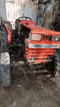 السلام عليكم كابوتة ٩٠ لبيع نضيفه سعر ٥مليون وبيهه مجال بغداد الراشدية الرقم ***********
