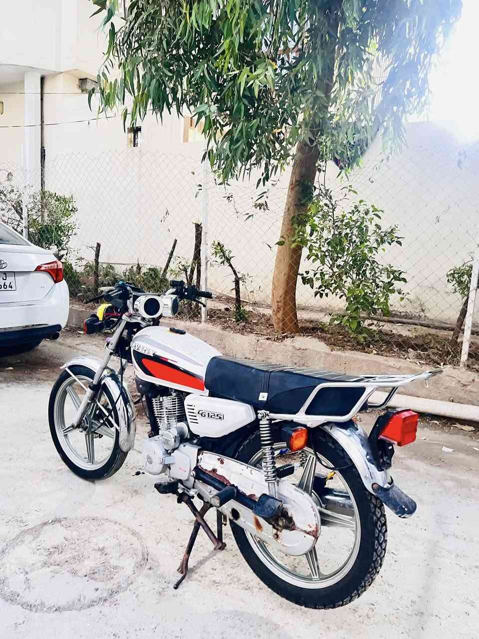 سلام عليكم سافين موديل2020 كهربائيات كامل شغال سماعات بس بي لاستيك ولف لباقي مابي عيب بشرط تايرات جدد للبيع سعره200 وبي مجال قليل


**إذا كنت صاحب هذا الإعلان وتريد حذفه لأي سبب، رجاءا أرسل رسالة إلى الدعم الفني**