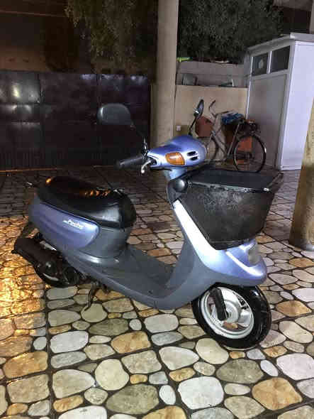 السلام عليكم عندي دراجه ياماها سله چبير نفخ تايرات جديده دراجه نضيف اي عيب ما بيه شراي يتصل ع هذه الرقم ***********
