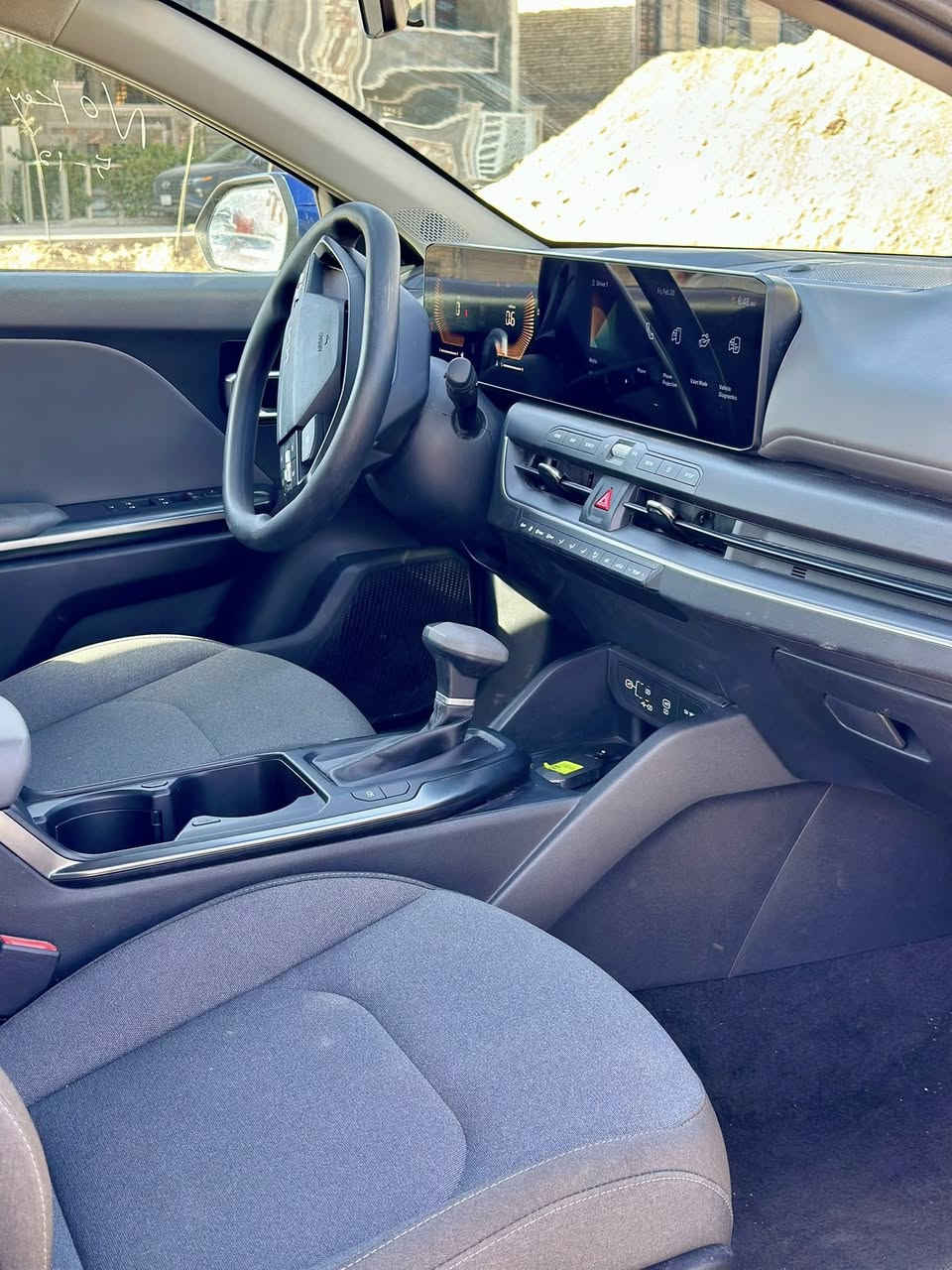 2025 KIA K4

📢📢📢
سعة المحرك:-2.0 DOHC بانزين
المسافه المقطوعه:-8860mi
اللون:- ازرق
الموديل:-2025
عدد المقاعد:-5

الإضافات #👇👇
-شاشه متصله ديجيتال 
-تحكم صوت
-نحكم سرعه
-هاند بريك كهرباء
-رادار تحديد مسار
-مثبت سرعه
-مانع انزلاق 
-أوامر صوتية
-تحديد مسافه امان
-بصمة تشغيل
-كاميرا خلفية
-أشاره بالمرايه
-مقاعد مخمل رصاصي
-لايت زينون

والمزيد من الإضافات في عالم (KIA)
 
🚗 حادث السياره كما موضوح في الصور بدون ايرباك 🚗

💵💵 السعر 162 💵💵

🛑للمزيد من المعلومات يرجى زيارة مقر الشركة🛑
  ⛔️بغداد الجديدة النعيرية خلف جامع عرفات⛔️
                    ✅محافظة بغداد✅

📍موقع الشركة في تطبيق الويز 📍
https://waze.com/ul/hsvztkn5yx

-  او الاتصال على الرقم التألي

 Messenger _ WhatsApp _ IMO  _Viber

 المبيعات 👇

📞  ***********
📞  ***********

((أن ارضيناك فتحدث عنا و إن لم نرضيك فتحدث إلينا ))
