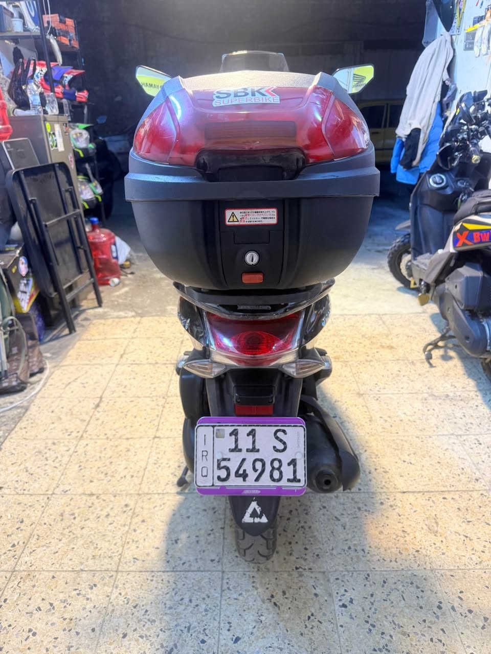 سلام عليكم 
للبيع فقط 
Psx مرقمه بغداد 
دراجه ناعمه وحلوه وشرط الفحص وين مايعجبك 
وشرط التحويل السعر 24 ورقه السعر ثابت 
مكاني بغداد فضوه عرب *********** بغداد, العراق
