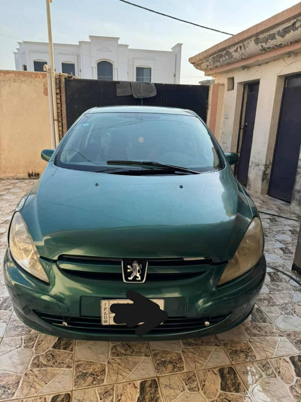السلام عليكم
سيارة بيجو فرنسي 307  موديل 2005 

-محرك 1600 مكفول وخير من الله 
-الكير اوتوماتيك مكفول وجديد 
-حدادية 
-السيارة مصبوغة عام جمالية فقط
-كهربائيات بلادية 
-شاشة جديدة بالسيارة ربط بلوتوث 
-كامرة خلفية عند الرجوع 
-السيارة تدفئة تبريد خير من الله 
- تحويل مباشر ثاني يوم 
والرقم مشروع وطني 

السعر 45 ورقة وبيهة مجال حك الجية 🔥

مكاني بابل -الحلة 

التواصل واتساب ورصيد فقط 
0782 902 2141
