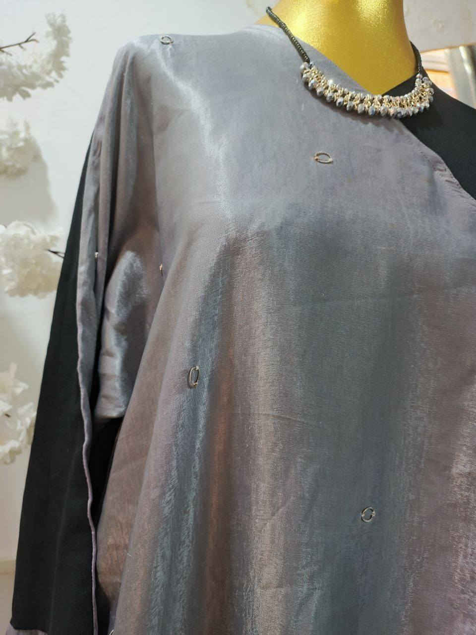 😍 عبايات خليجي بالة: الفخامة في كل تفصيل 💃
#أسعار منافسة + #جودة عالية + #تشكيلة واسعة 🌹
زورو الصفحة اليوم وشوفوا الفرق! 👀
#عبايات_خليجي #بالة #أناقة
يتوفر توصيل 🚙
بغداد #5
المحافظات7


**إذا كنت صاحب هذا الإعلان وتريد حذفه لأي سبب، رجاءا أرسل رسالة إلى الدعم الفني**