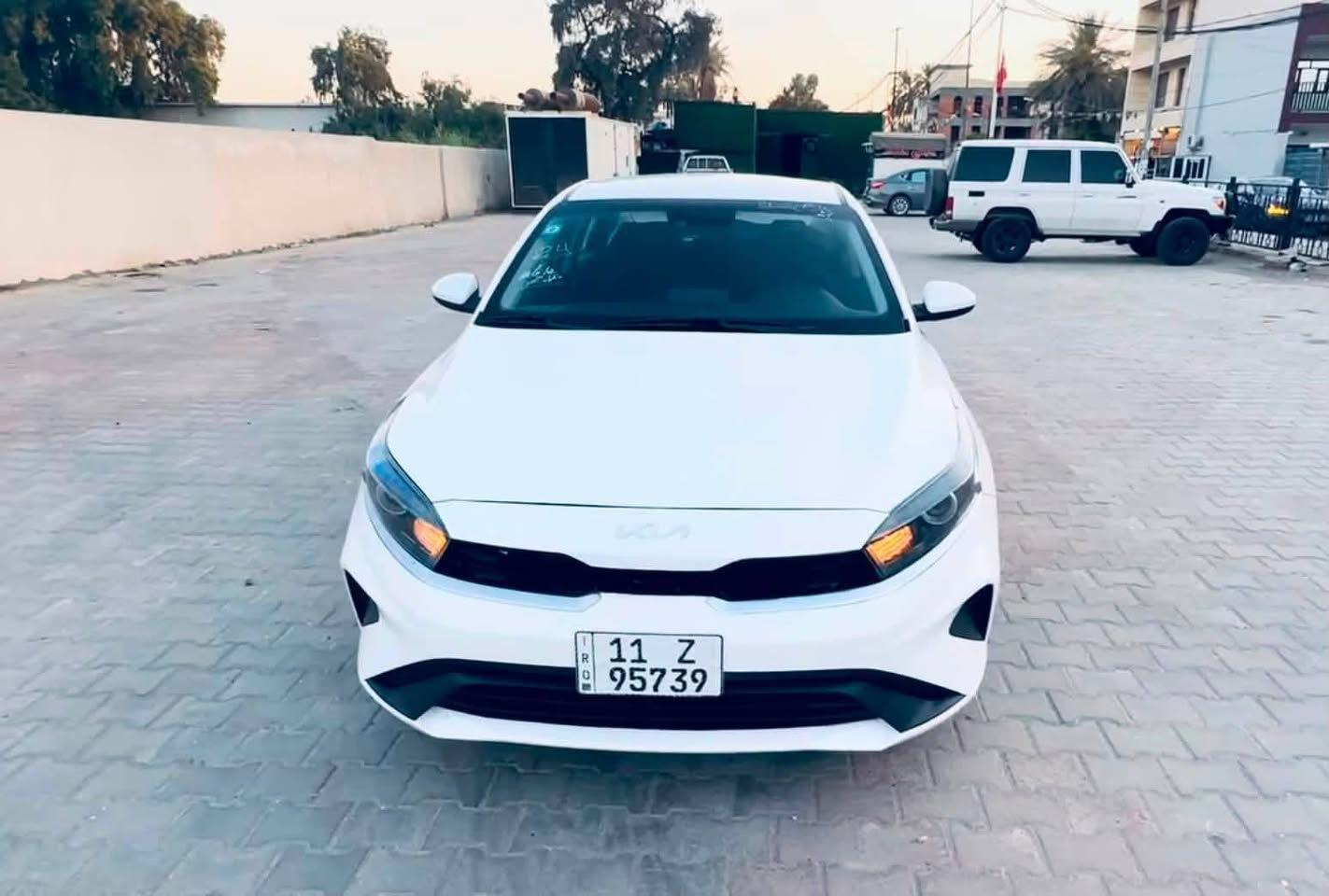 السلام عليكم كيا فورتي موديل 2024رقم بغداد سنويه بسمي شخصيا ماشيه 12الف  مواصفات نص LX محرك 2000دوش مرغوب ضرره بس بنيد صطحي بدون دواخل بدون ايرباك بشرط  الدعاميه اصليه الماصدات اصليه   ليبل واحد ماعدا البنيد كير مكينه كفاله وين ميعجبك افحص براحتك  مكان السياره بغداد الشالجيه 
لمعرفة السعر وباقي التفاصيل الاتصال

   
***********
