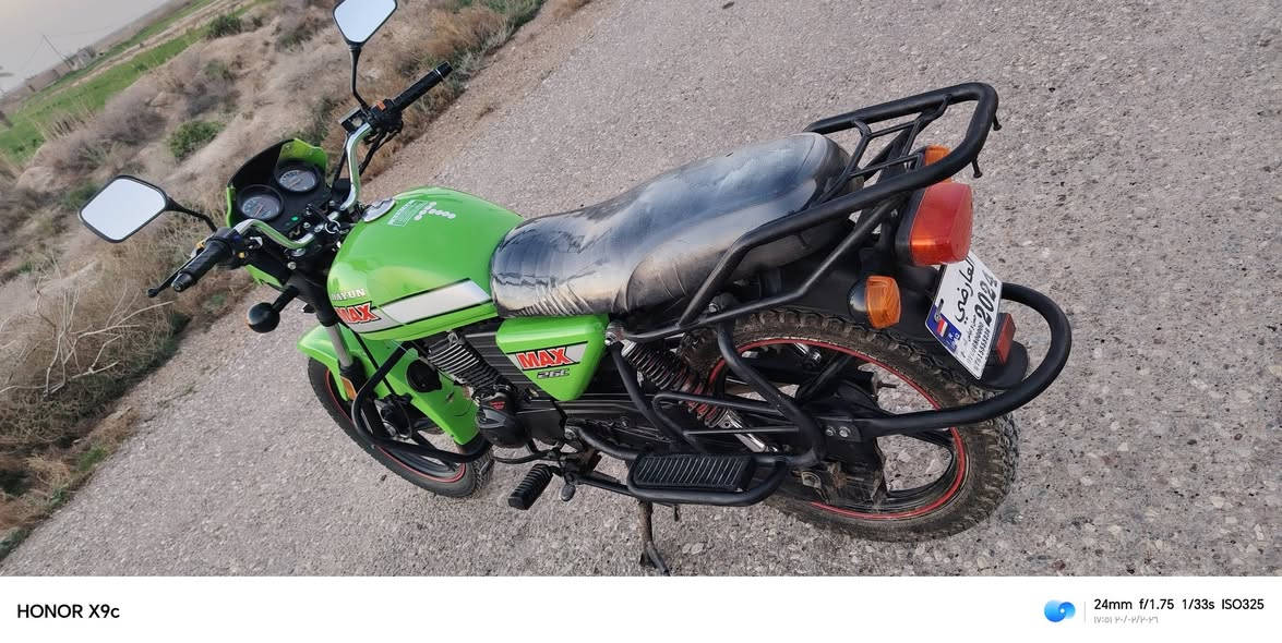 دايوان ماكس موديل 22 مكفوله برقي ممفتوح بيها أوراقها كامله كلشي شغال سعرها مليون ٥٥٠ وبيها مجال مكان طريق كوت بغداد قرب تقاطع ***********
