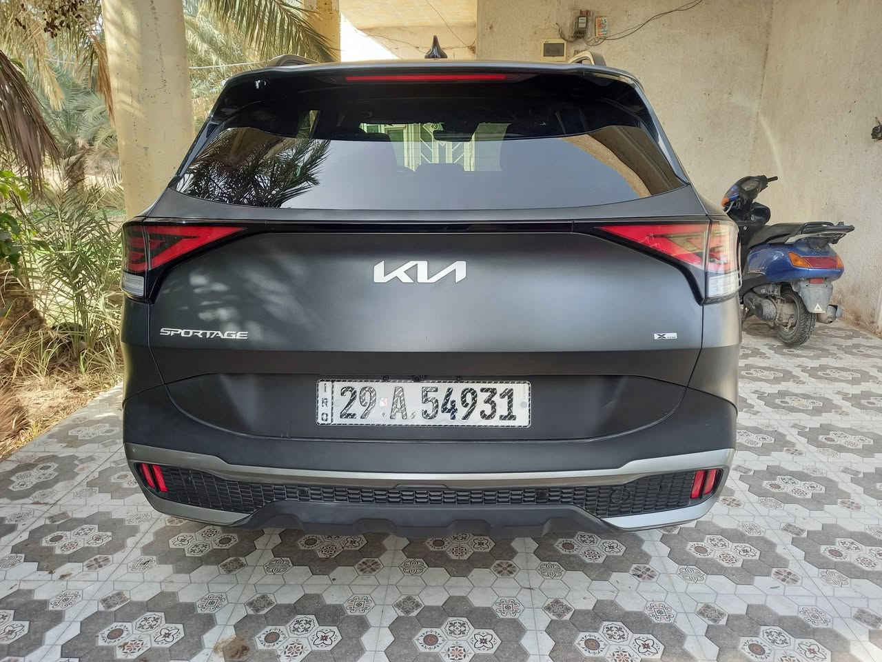 سبورتج ٢٣  x لاين فول الفول هابرد
محرك ١٦٠٠ رقم واسط بسمي تحويل ثاني يوم

حادثهه بابتين جهت سايق وجاملغ وشويه بلبنيد يعني ٤ قطع ماشيه ٢٧  لون مميز طافي يجي 

 مكاني كوت سعر ١٧٠

***********
