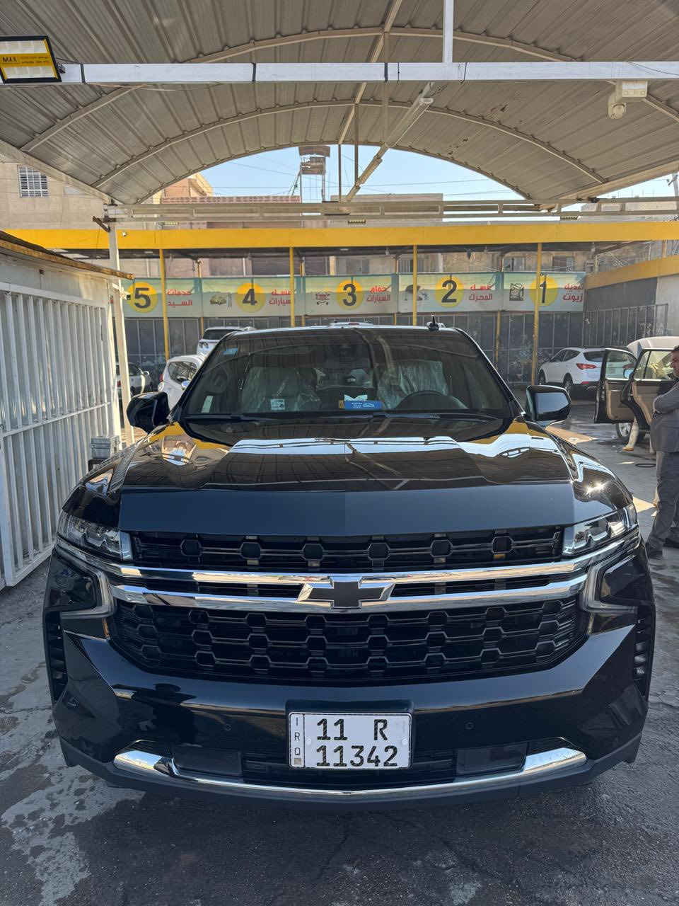تاهو 2023 LS 
اللون اسود 
رقم بغداد 
وكالة المنصور 
ماشي ٨٨ الف 
مكفول من ضربة او صبغ عدا رصعات بسيطه على وضعها 
السيارة جداً نظيفة 
بجم بريمير
السعر 43 الف

***********
