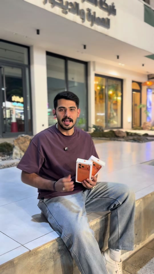🔥 اقوى سعر بالعراق على iPhone 17 Pro Max 🔥 نسخة الشريحة الفعلية – غير مفعل ✨ 📱 ذاكرة 256GB 💰 السعر : 2,075,000 د.ع 📱 ذاكرة 512GB 💰 السعر : 2,475,000 د.ع ✅ ضمان رسمي ✅ فحص كامل للجهاز قبل التسليم ✅ يتوفر توصيل لجميع محافظات العراق ✅ أقساط للموظفين والمتقاعدين لحاملي بطاقة الرافدين 📍 سافا موبايل – المنصور 14 رمضان مقابل مطعم الساعة 📞 ***********
