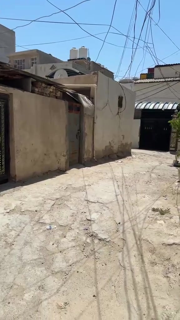 بيت للبيع تفليش يعتبر أرض
يصلح سكني أو أستثمار
الموقع : كرادة داخل خلف مصرف الزوية من جهة شارع ابو نؤاس
المساحة : 685 متر مربع
الوجهة : 18
للإستفسار: ***********
