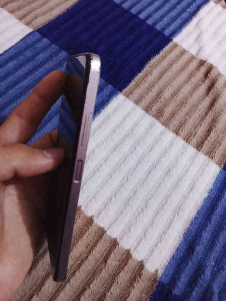 انفنكس هوت 30 ذاكره 128 للبيع *********** القرنة
