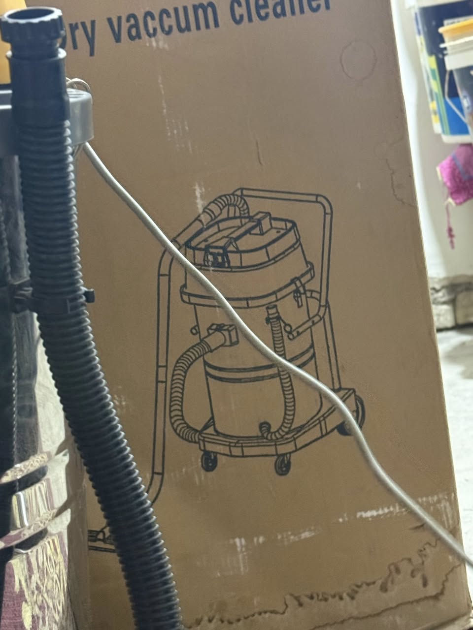 السلام عليكم عندي هاي مكنسة كهربائية جبيرة تفيد البيوت الكبار والمواكب وغيره غراضها كلها موجودة ونضيفة فقط الرجل مالتها وحده منهن نكسرت اشتريتها ب ٢٤٥ واريدها ب ١٥٠ الف


**إذا كنت صاحب هذا الإعلان وتريد حذفه لأي سبب، رجاءا أرسل رسالة إلى الدعم الفني**