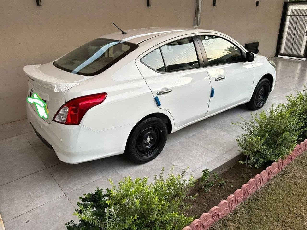 سني مديل2024 كفاله عامه 
 مستعجل على بيعها سعر 113 بيع مجال بسيط 
مكلف بالنشر هذا رقم صاحبه  والسياره بأسمه
***********
