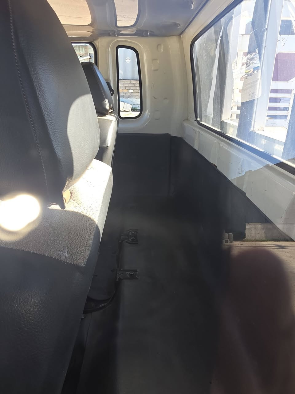 السلام عليكم كيا حمل موديل 2022 رقم اربيل سياره باسمي ماشا 51,000 سياره جديد لا طخه ولا ضربه جير محرك بشرط تحويل ثاني يوم موقع السياره موصل حمدانيه رقم الهاتف *********** كورك ***********
