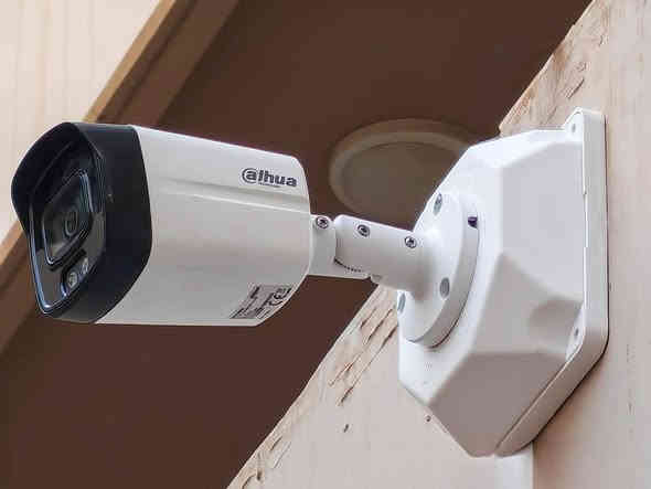 يوماً ما سأجلس وأهنئ نفسي، وأبتسم وأقول أنه كان صعباً لكنني فعلتها.
تم ربط وتاسيس 26 كامرة  لاحدى عمارات مجمع بسماية نوع Dahua دقة  5mpixcell .2 mpixcell  وكان توزيع الكامرات حسب مطلب ساكني العمارة
وان شاء الله القادم افضل واجمل ...
للاستفسار الاتصال على الرقم التالي
***********.   م.اسامة العقابي 
‏‪‏‪***********‬
*********** رياض الخزعلي
***********  نور
#الجميع
https://www.facebook.com/القبس-للديكورات-وكامرات-المراقبة-101845971499779/
