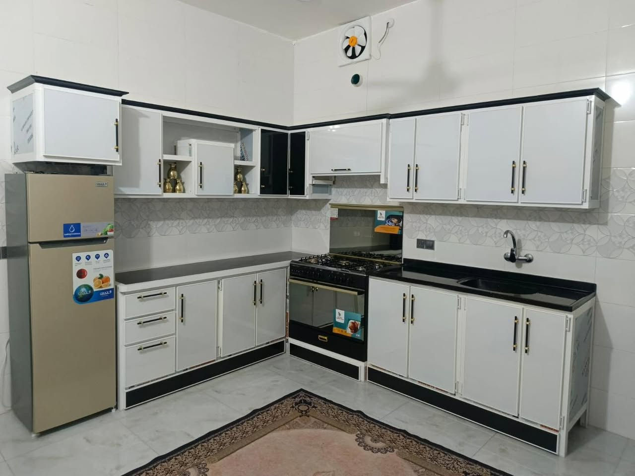 مستمرين في الأعمال اليومية 
عمل اليوم كاونتر المنيوم في قرية العبارة دار الاخ علي آل مسرهد   
        الحاج سيد ميثم للألمنيوم 
كاونترات محجرات بيبان شبابيك بكافه الأنواع 
بأدارة :الحاج سيد ميثم بهية   
للتواصل خاص او الاتصال على الارقام التالية
☎️(***********)
☎️(***********)
