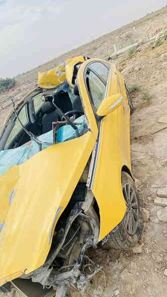 السلام عليكم 
سوناتا 13 خليجي 
مكينه وكير شغالات شرط شواصي سليمات 
والباقي كدامك
سنويا ل 30 
للاستفسار 
***********
