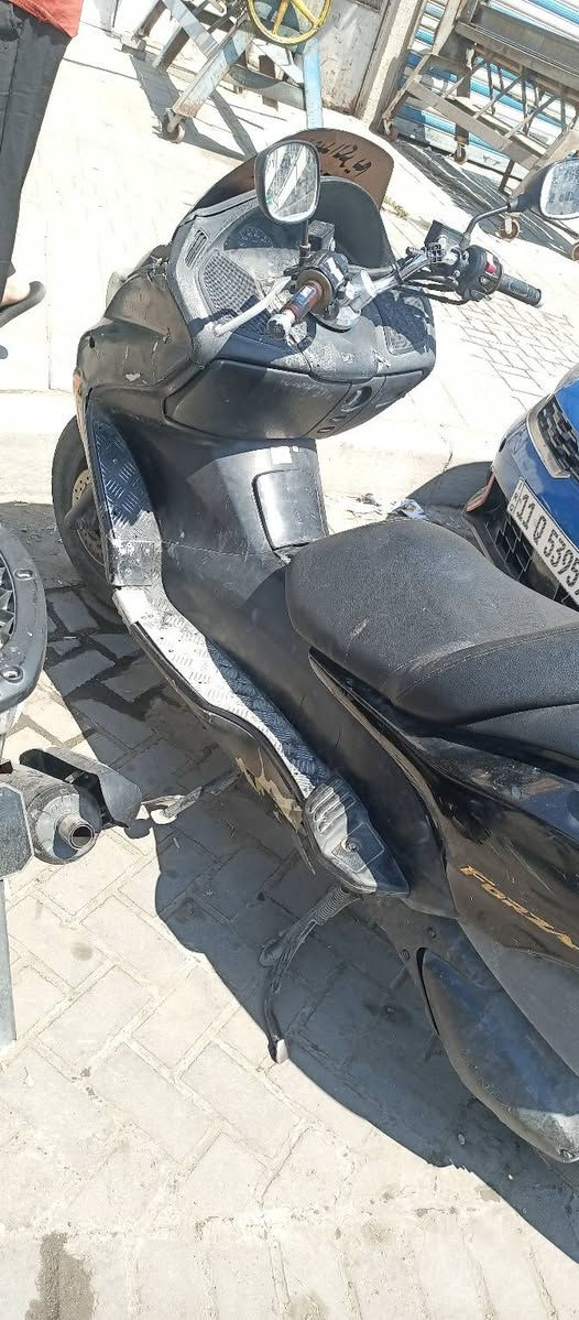 السلام عليكم شباب فورزا 08 السعر 550 
العنوان بغداد مدينه الصدر قطاع 18 
رقم الهاتف ***********
متواجد واتساب وعلى السيم كارت الدراجه خير من الله
