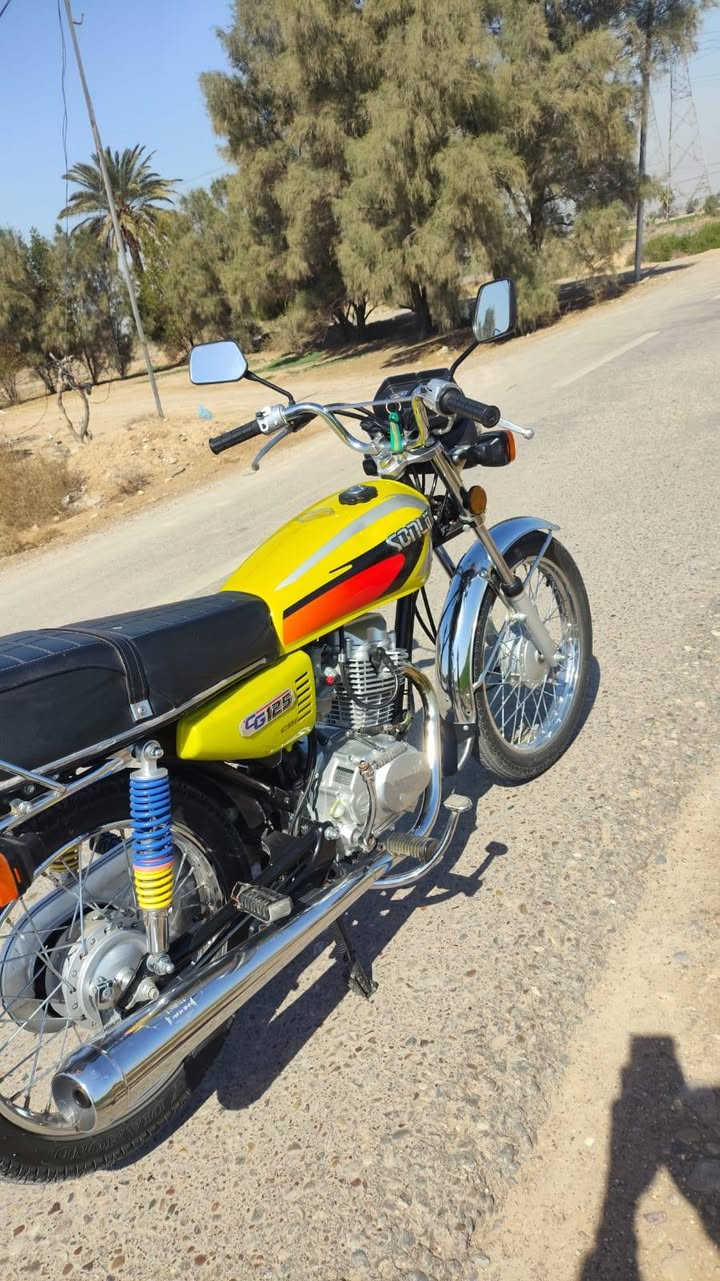 سلام عليكم دراجه مكفوله اوراق اصولي موديل 25دراجه مامشيه بلادي المكان بغداد جسر ديالى الجديد السعر 750وبيه مجال قليل هذا رقمي ***********
