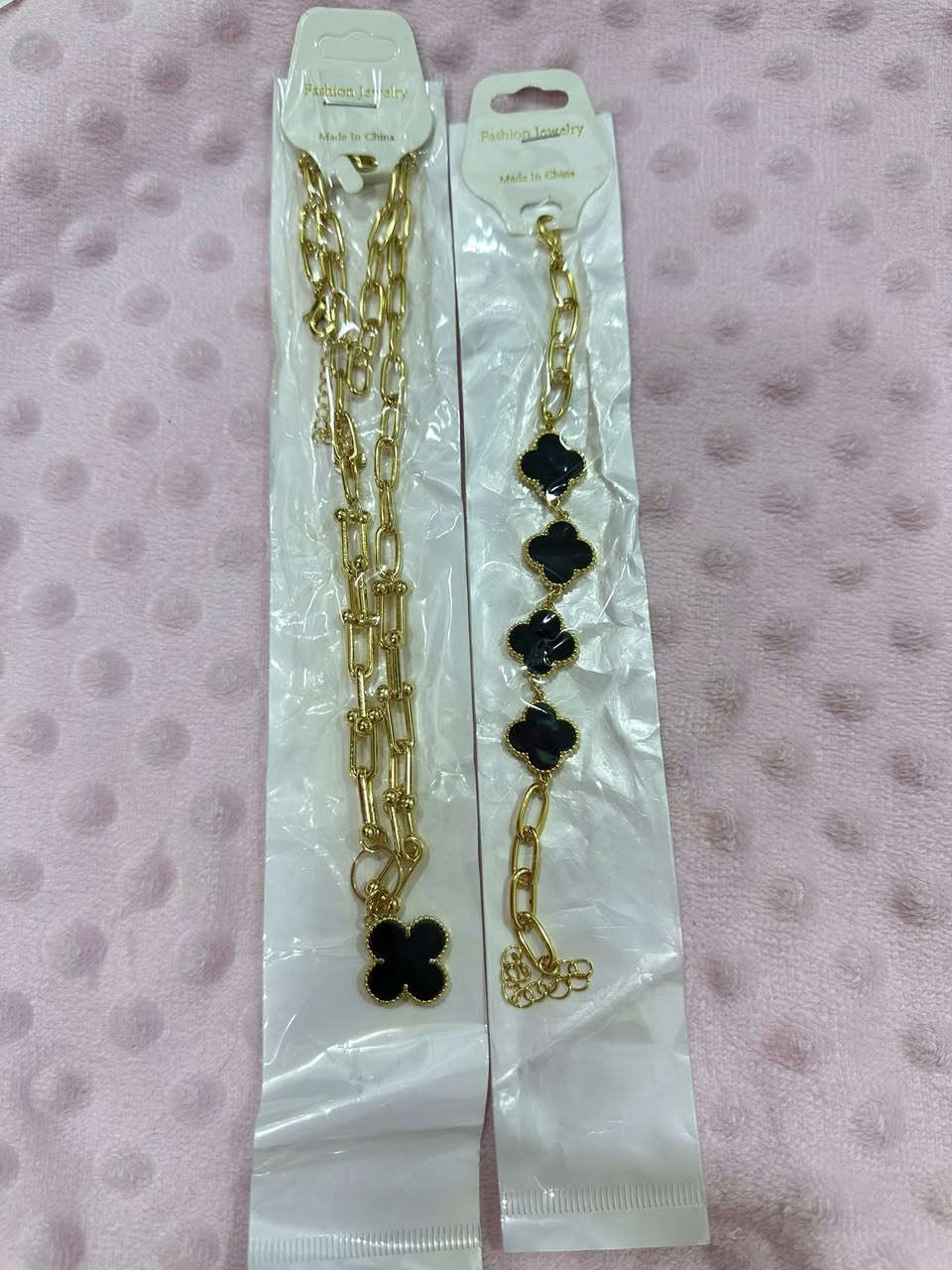 سيت ذهب برازيلي سعر السيت داخل المنشور على (الفين)
يوجد توصيل داخل سبع البور سعر التوصيل الف 
رقم/*********** او خاص
