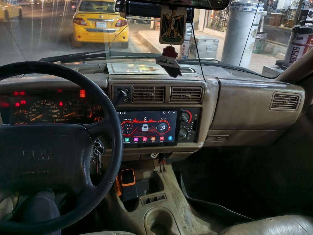 جمسي Gmc جيمي موديل 96 للبيع 
كير ومحرك ٦ سلندر بشرط 
تبريد شغال 
كشنات جلد وكهرباء 
بطاقة بانزين بيه
رقم كركوك تحويل وكالة بشرط 
العنوان كركوك حي الواسطي
السعر ٣٧ وبي مجال بسيط
*********** كركوك, العراق
