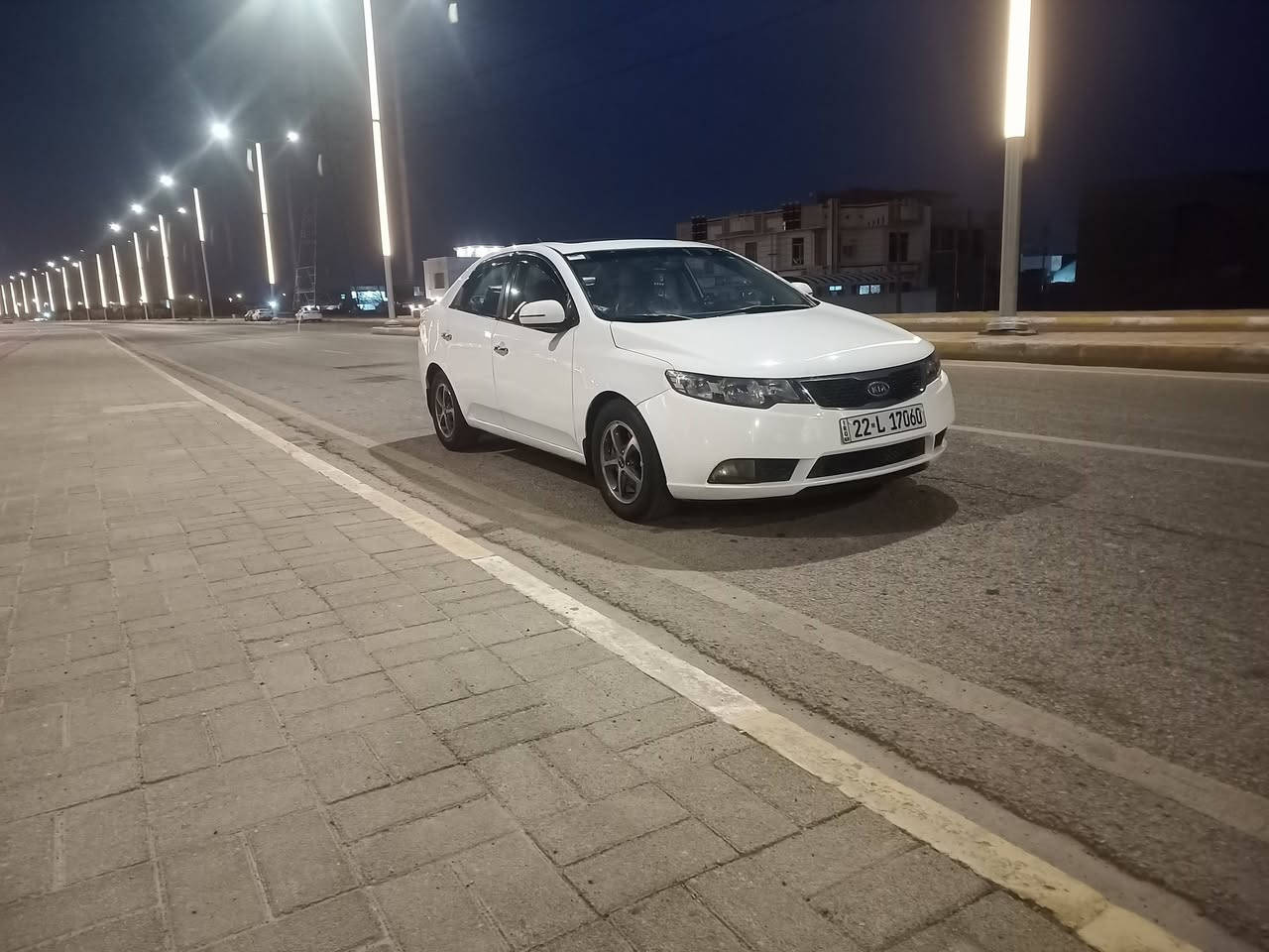 السلام عليكم
سيراتو 2011 خليجي 
اربيل بسمي تحويل مباشر
السنويه وهزه جديد الى 2031
فول مواصفات بصمه
فتحه تحكمات بيها 
اربع قطع صبغ بدون دواخل 
السونار بالمنشور السيارة
جاهزه كير صدر تبريد محرك
السعر 95 $ وبيها مجال المكان 
الرمادي التأميم *********** اعتذر عن بيع القسط
