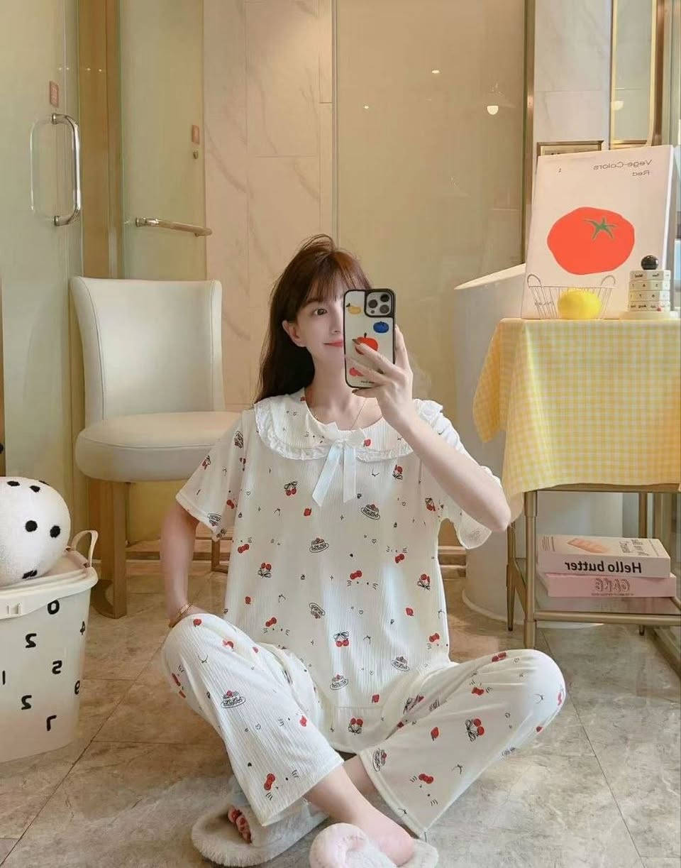 تراك كريشه قطني 

فري سايز مشكل نقشات 

درزن 90 الف.


**إذا كنت صاحب هذا الإعلان وتريد حذفه لأي سبب، رجاءا أرسل رسالة إلى الدعم الفني**