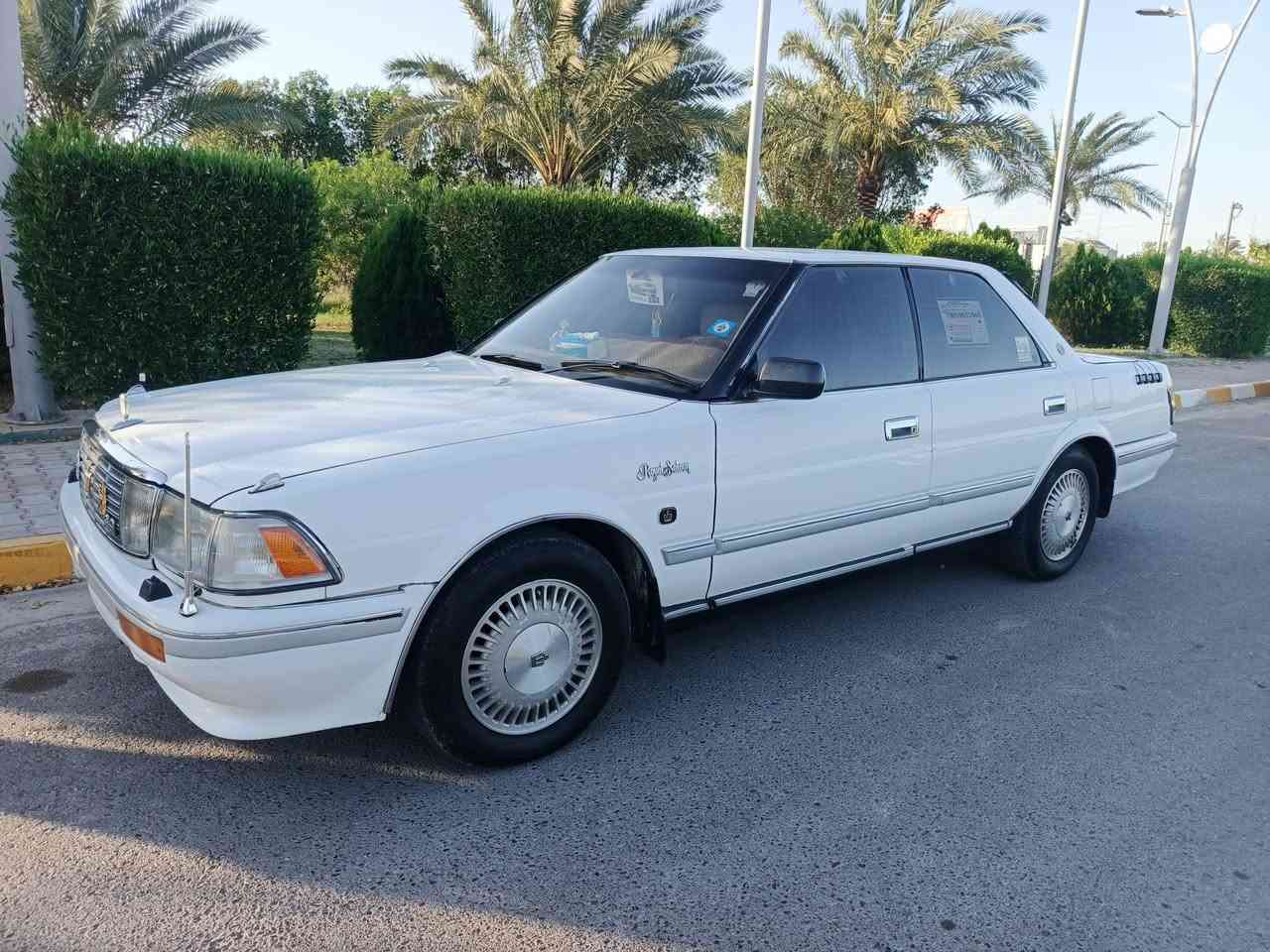السلام عليكم                          
كراون هارتوب 
موديل 1991 
رقم نينوى مشروع وطني باسمي
سياره بيها صبغ چاملغ خلفي وشويه بالجنطه 
الباقي كفالى من الصبغ و التعديل 
كير ومكينه جدد vvt2500 
تبريد شغال 
غرفه ابطاين ارضيه نضاف 
تخم تاير جديد
صدر حداديه شرط جاهزه
اكسل + درام شفتات جدد 
كهربائيات كلها شغاله
سياره نضيفه ومال جنيه
مكانها تكريت 
سعرها 58 وبيها شي قليل 
***********
