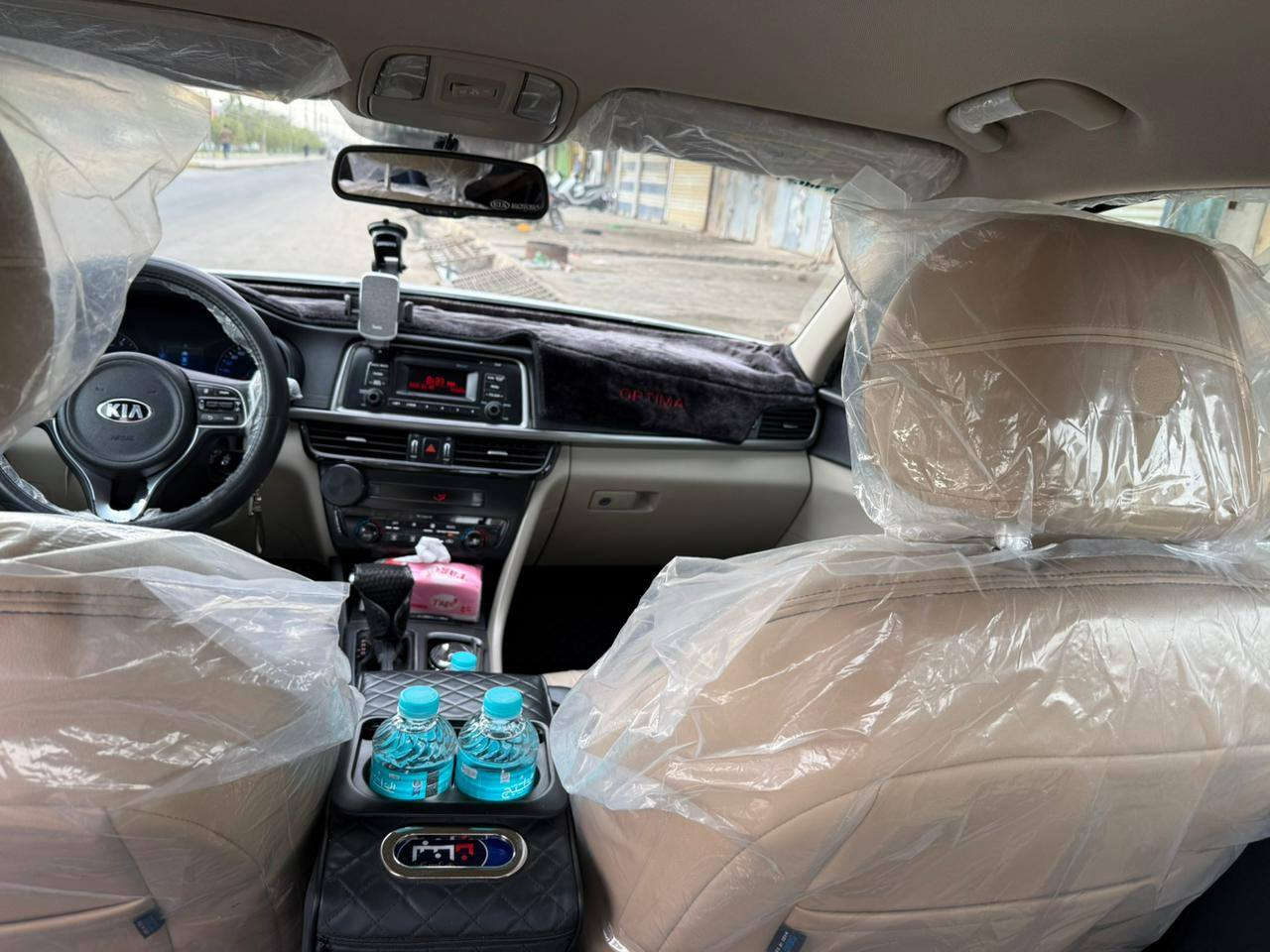 السلام عليكم كيا اوبتيما موديل 17خليجي محرك 2000 ماشيه 125الف رقم بغداد بأسمي رقم انكليزي سنويه الـ28 السياره جاهزه من كلشي تدفه تبريد تخم تاير حداديه تبريد قطعتين السياره ماناقصه برغي سونار مرفوق بالصور مكاني الناصريه قضاء الرفاعي السعر 150ورقه رقم الهاتف ***********
