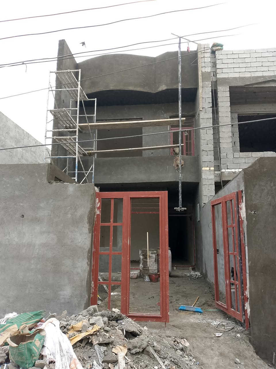 قيـد النشاء بيت مساحه 100 متر  الوجها 6  تسلم البيت كامل من كلشي 
العنوان . بغداد الدوانم 
 سند  25 ملاحضه زراعي سند 25 

تواصل***********
