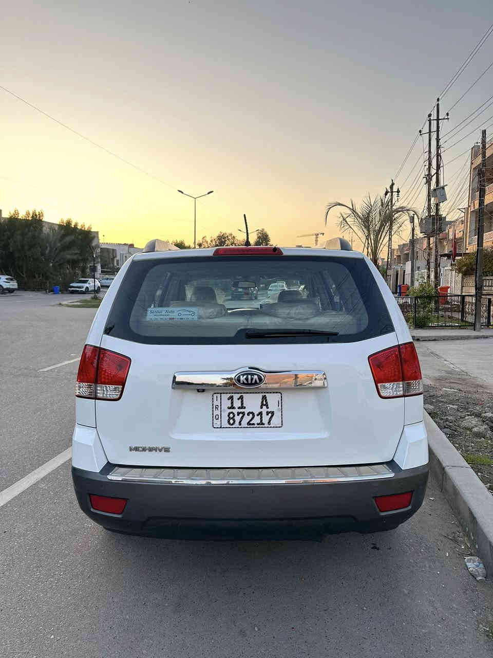السلام عليكم 
موهافي 2013 خليجي 
السياره كفاله عامه فول عده الفور ويل 
مكينه كير صدر تبريد كهربائيات جديد
رقم انكليزي تحويل مباشر بدون هزه 
المواصفات :
فتحه 
مري شفط 
كشنات جلد 
كشنين كهرباء 
ستيرن كهرباء 
بصمه ابواب وسويج 
اشاير بلمري 
كامره خلفيه 
٧ راكب 
السياره خير من الله ترهم نقد او مراوس حسب القناعه 
المكان بغداد الحريه او ساحة عدن 
السعر 150 وبيهه مجال بسيط 
الرقم :***********
