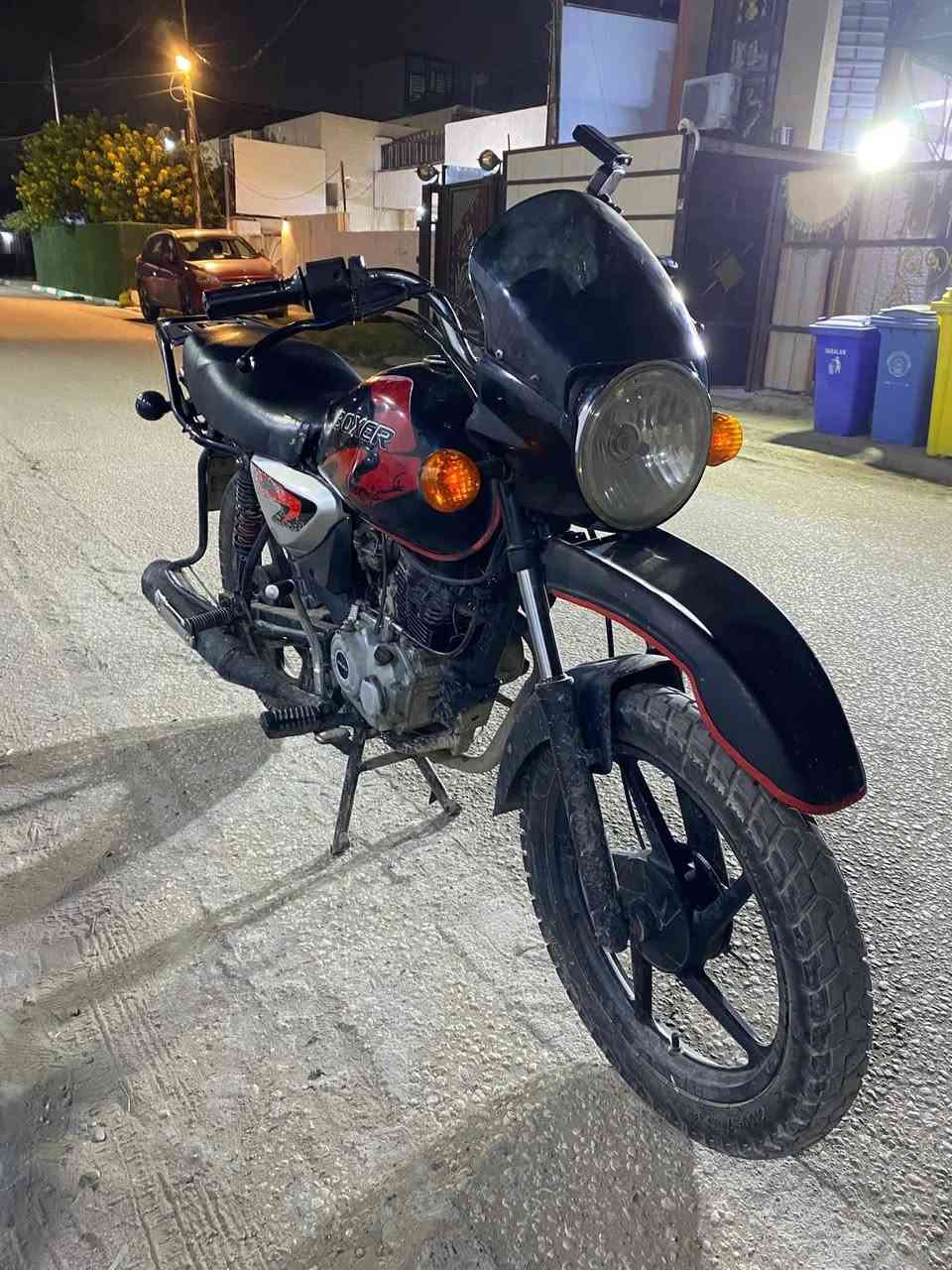 دراجه بوكسر موديل 18 دراجه شلعه حلوه ونضافه فول مرتبه مكينه ناعمه لا تبرخير ولا تنقيص واي سوط ما بيه اوراق كامله السعر 900 بيه مجال بسيط مكاني بغداد الدوره للاستفسار ***********
