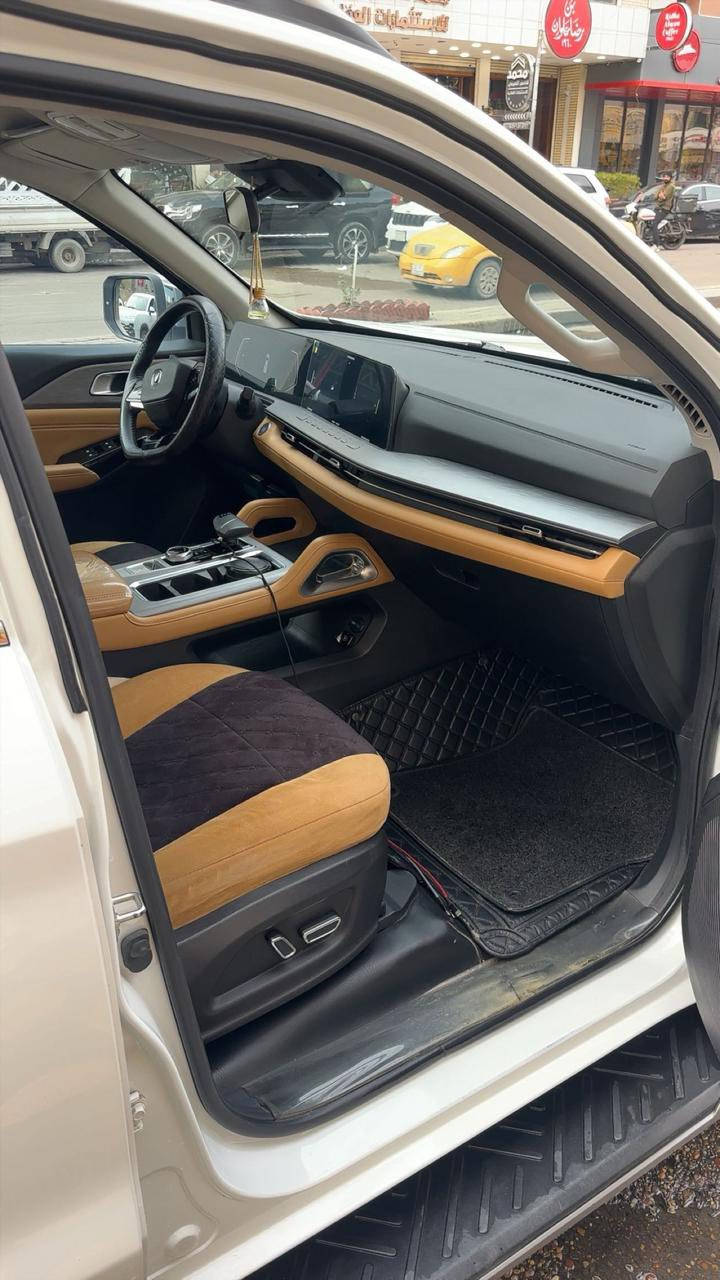 سلام عليكم
بيكم شانجان هانتر للبيع 2024
مواصفات السياره
كشنات جلد جوزي 
و تحكم كهربائي
شاشة كبيره 
مثبت سرعه
حساسات خلفية
و بعد بيه هواي موصفات ما مذكورة 
ماشيه 33 الف 
السياره حره و بية تحويل و رقم بغداد 
و بعده جديده و مكفولة كفالة عامه 
سعره 33 مليون و قابل للتفاوض 
مكان السياره بغداد الكاظمية 
***********
