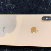 آيفون اكس إس ماكس ذاكره ٥١٢ دبل شريحه وبطاريته  ٧٢ السعر مناسب الرقم 0...