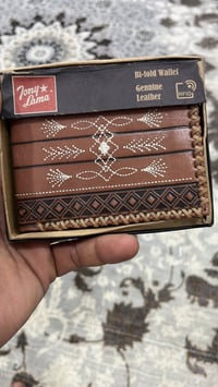 محافظ أمريكية • جلد أصلي • كمية مفتوحة